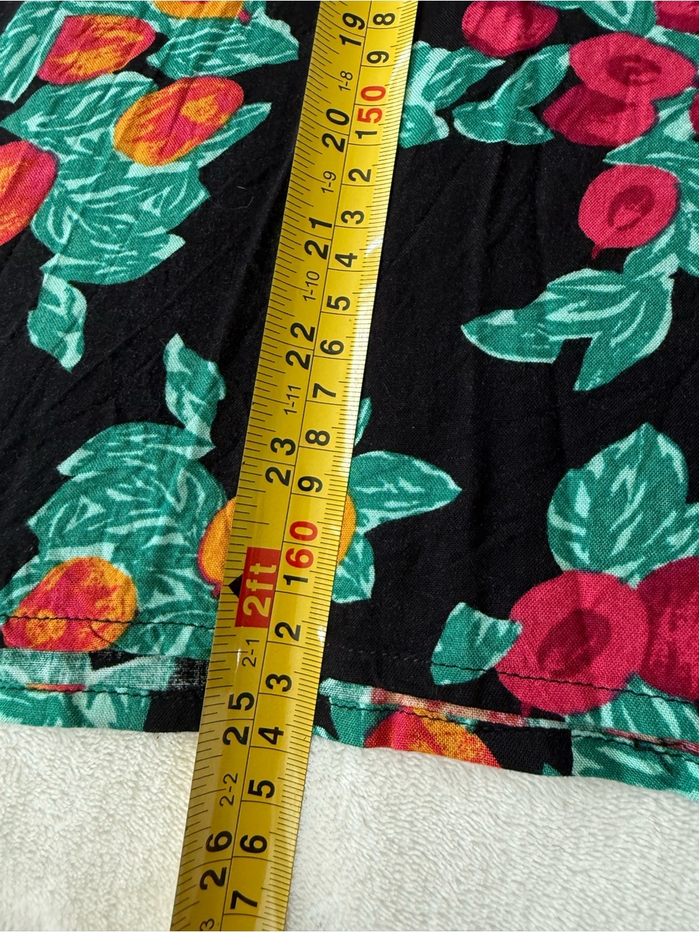 ModCloth Women's XL Black Floral Fruit Print Collared Sleeveless Top D96 - Picture 4 of 6
